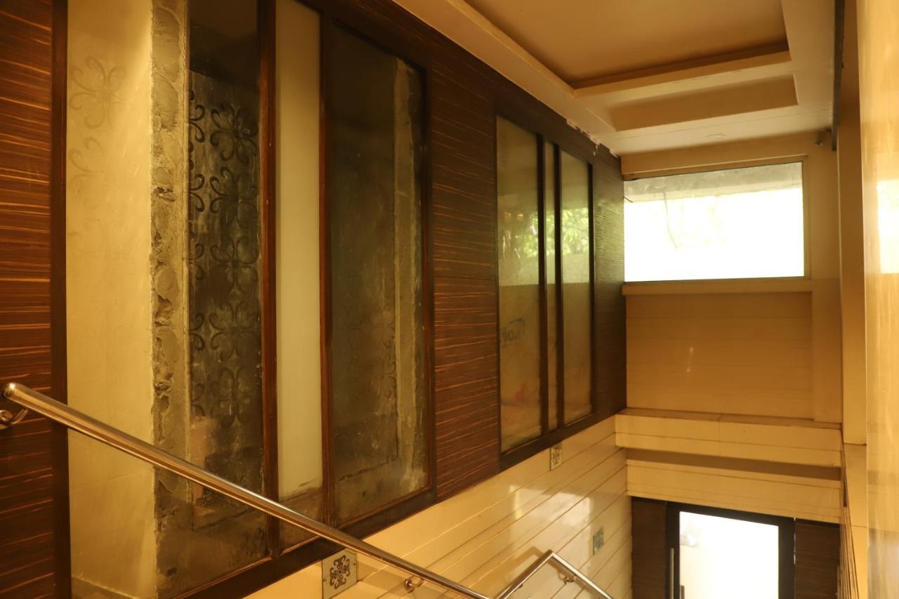 Hotel Sai Pritam Mumbai Ngoại thất bức ảnh