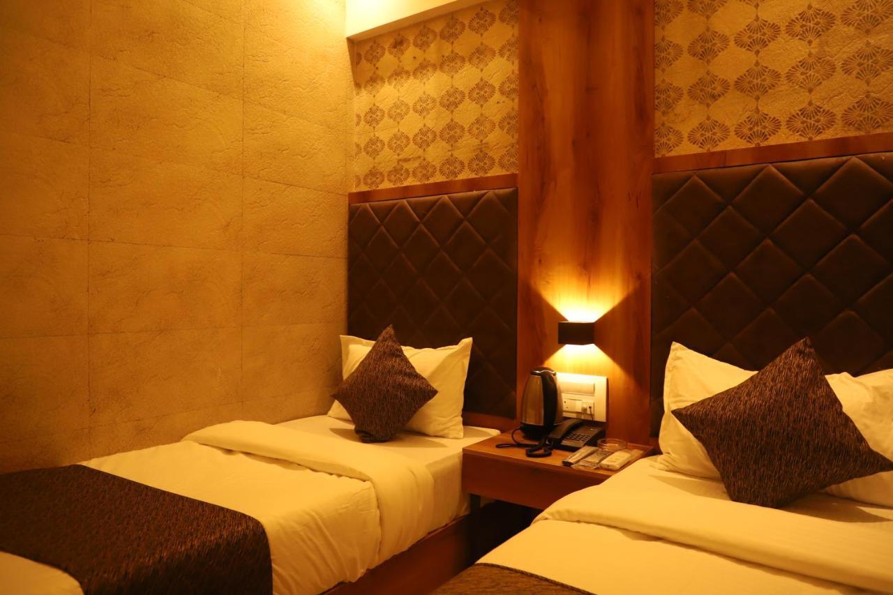 Hotel Sai Pritam Mumbai Ngoại thất bức ảnh